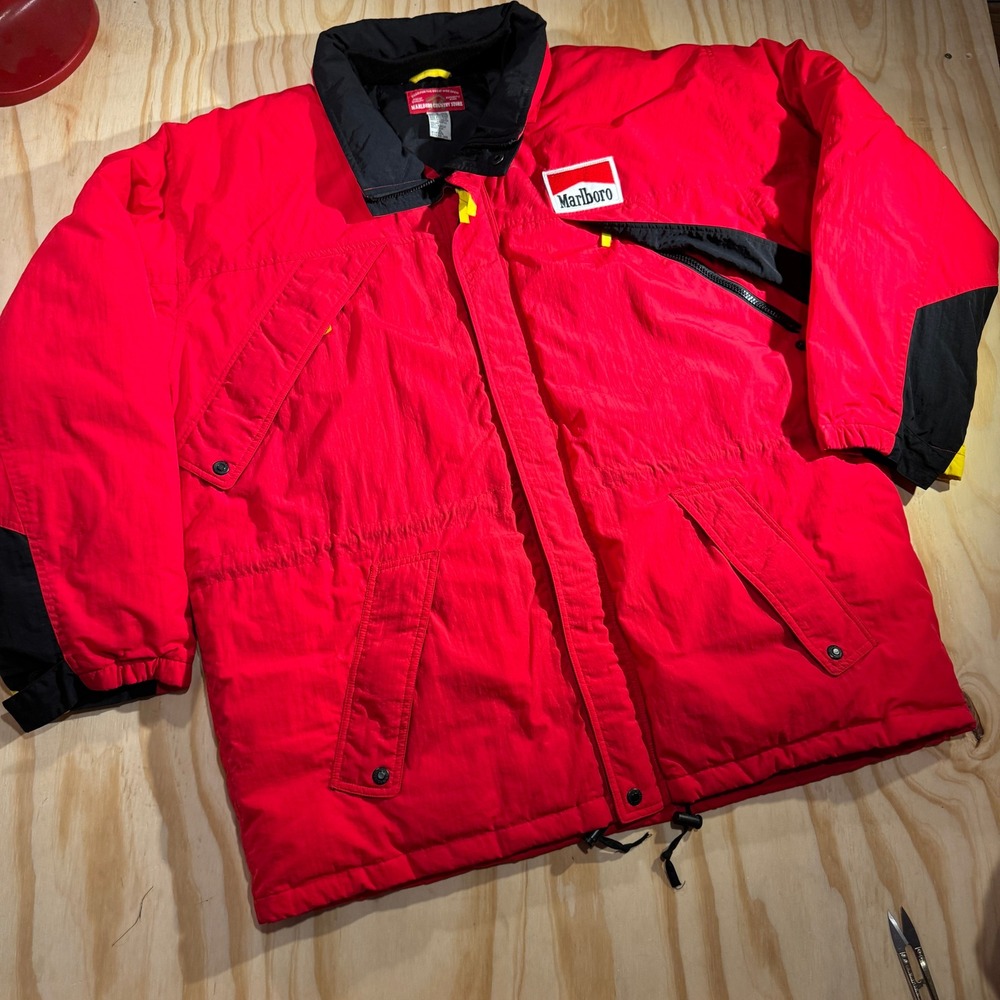 Marlboro Country Store Men's Vintage Down Puffer Jacket Red Black Size XL